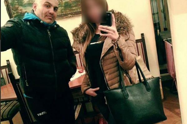 Da li je tata imao OLOVNU RUKU  sa njom? Ovo je naslednica Đoganijevih i vrh je riba! (FOTO)