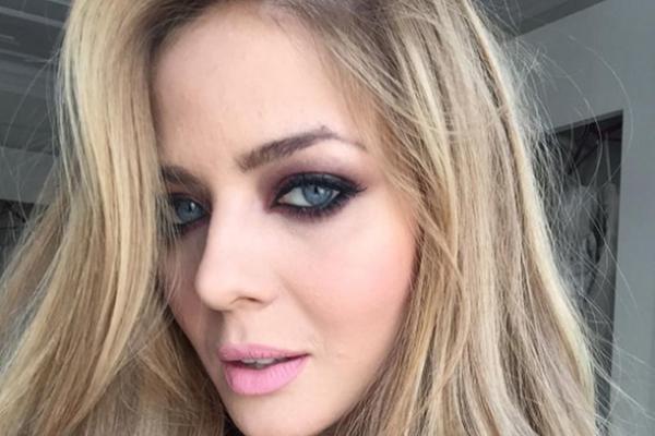 NINA JANKOVIĆ KOPIJA SVOJE MAJKE! Ovo se ne viđa ni u filmovima, KAO BLIZNAKINJE