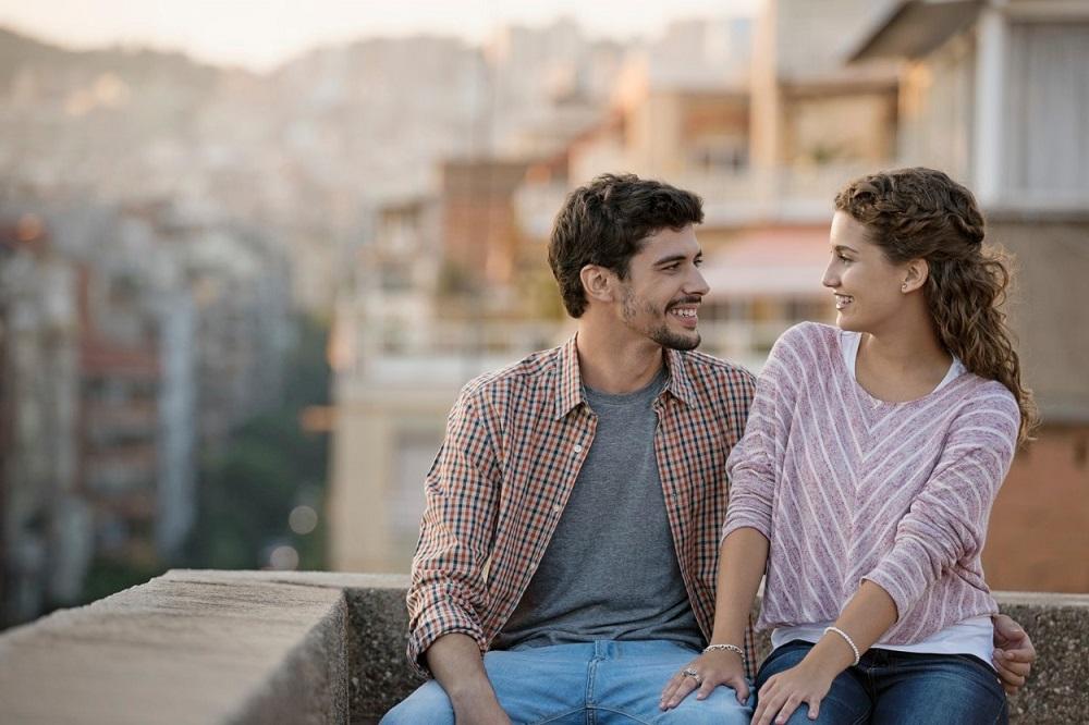 15 znakova koji vam pokazuju da je odlepio za vama (FOTO) (GIF)