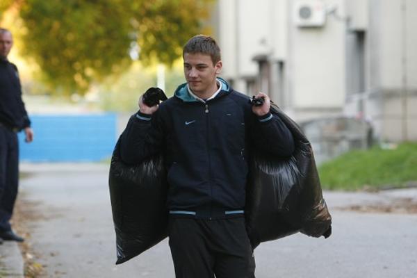 IMA UKUSA Ovo je Maša Terzić sina Željka Mitrovića! I imaju pravu filmsku ljubavnu priču! (FOTO)