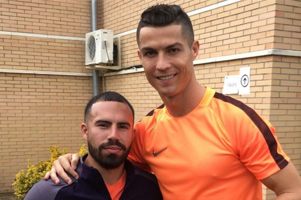 ČOVEK SA NAJBRŽIM NOGAMA NA SVETU: Njegove vežbe su lude, a Ronaldo mu se divi i uči od njega! (VIDEO)