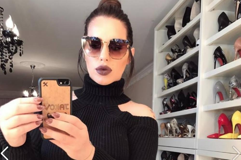 Možete li da prebrojite koliko pari cipela ima Seka? Mi nismo uspeli! (FOTO)