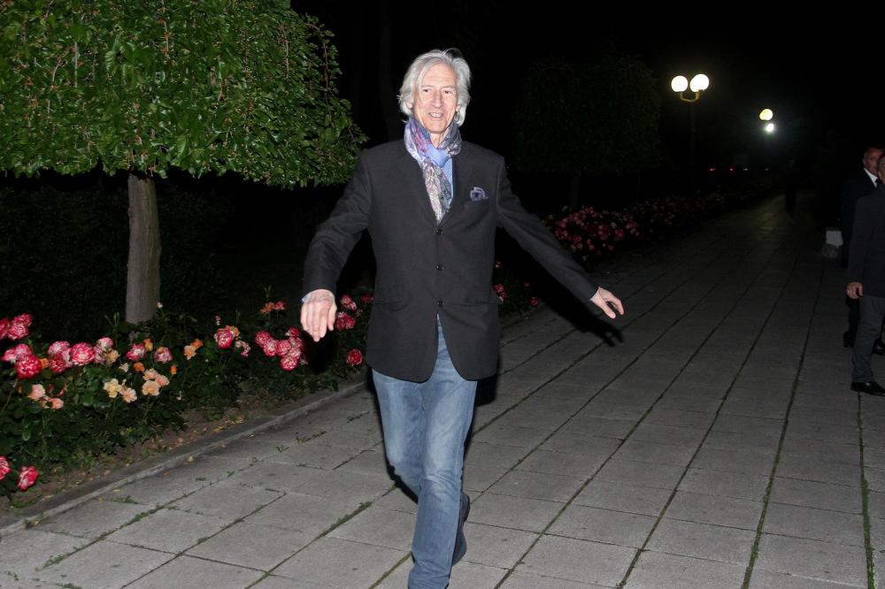 SMOKI, IZDRŽI! Legendarni glumac U TEŠKOM STANJU, lekari čine sve da ga spasu!