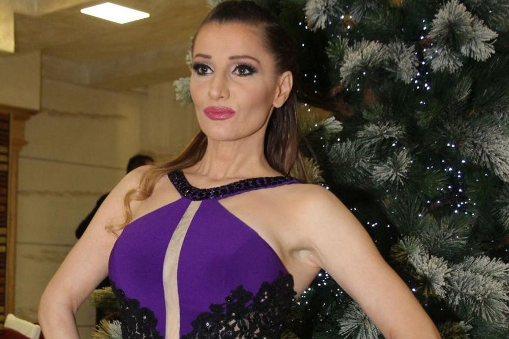 PRE I POSLE: Ko je bre ova? Niko nije prepoznao Miru Škorić dok se nije našminkala!