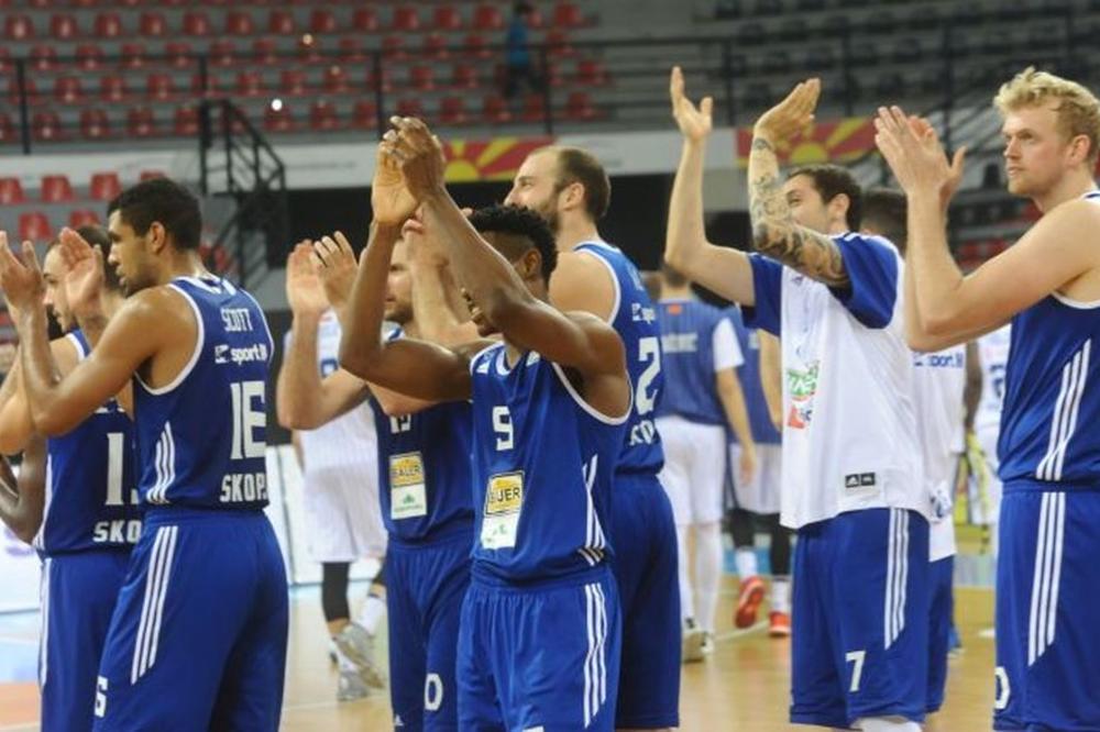 SPREČENA NESREĆA! IGRAČI CIBONE PRED ZEMLJOTRES NAPUSTILI HALU: Oštećena dvorana Dražen Petrović!