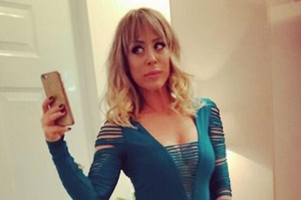 Bilo joj je teško, ali i dalje ne gubi nadu... Tužna ispovest pevačice koja je dva puta izgubila bebu!