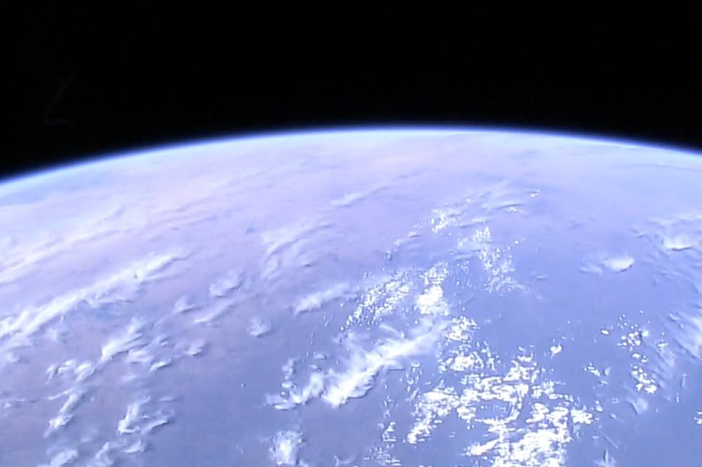 Međunarodna svemirska stanica se u 17.30 videla iz SRBIJE! A sad je ... (LIVESTREAM)