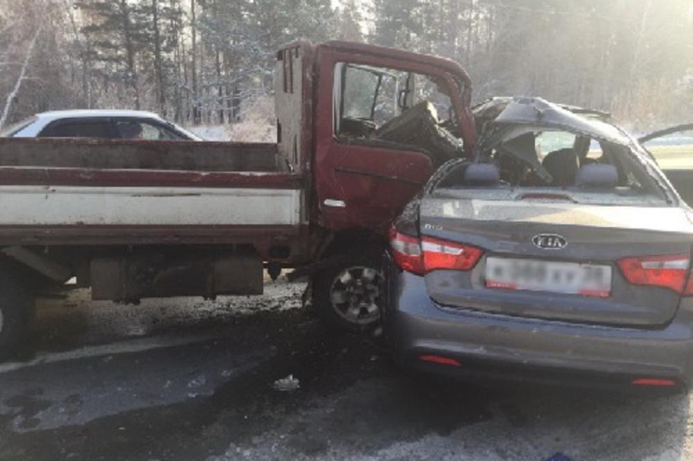Sudar kamiona i autobusa, više povređenih! STRAVIČAN UDES KOD LOZNICE