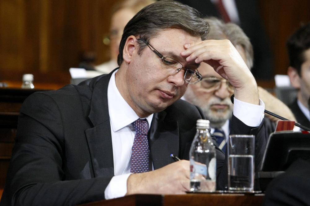 Opasan sukob između Vučića i Obradovića: Tužno je kada se neko diči srpstvom koje leži u parama Delte!