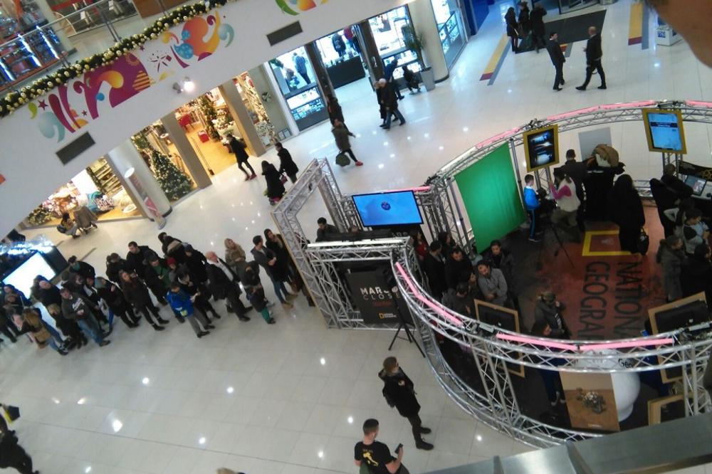 Ogromne kolone za put na MARS uz magazin NATIONAL GEOGRAPHIC! (FOTO)