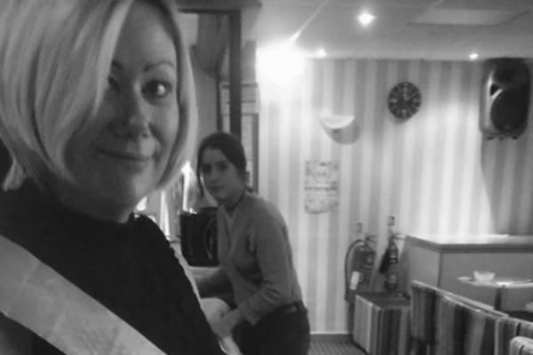 Objasnila je neke stvari, bravo! Ova žena je rodila svoje unuče, a razlog će vas rasplakati! (FOTO)