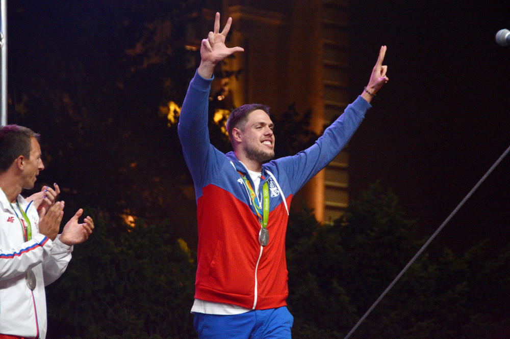 APSOLUTNA LUDNICA u Partizanovoj grupi: Pored Štimca, niko nije mogao da dođe do skoka! (VIDEO)