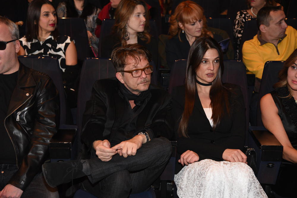 OVAJ SNIMAK BI DRAGAN I MAJA BLELOGRLIĆ RADO SPALILI, ALI SVE SE PAMTI! Akcija o kojoj je brujao ceo region! VIDEO