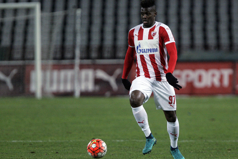 Kardašijanke, mirno li spavate? Svima na proslavi Tokija je ispala vilica kada su videli Fibelovu ribu! (VIDEO) (FOTO)