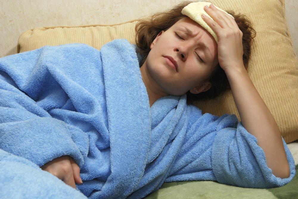 5 PODMUKLIH SIMPTOMA KOJI UKAZUJU NA AUTOIMUNU BOLESTU: Deluje kao prehlada, a zapravo je nešto MNOGO GORE