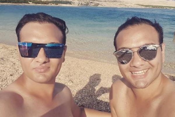 SEĆATE SE SRPSKIH KARDAŠIJANA? Nove frizurice, novi stajling: Mika i Giba opet prave šou I TO KAKAV!! (FOTO) (VIDEO)