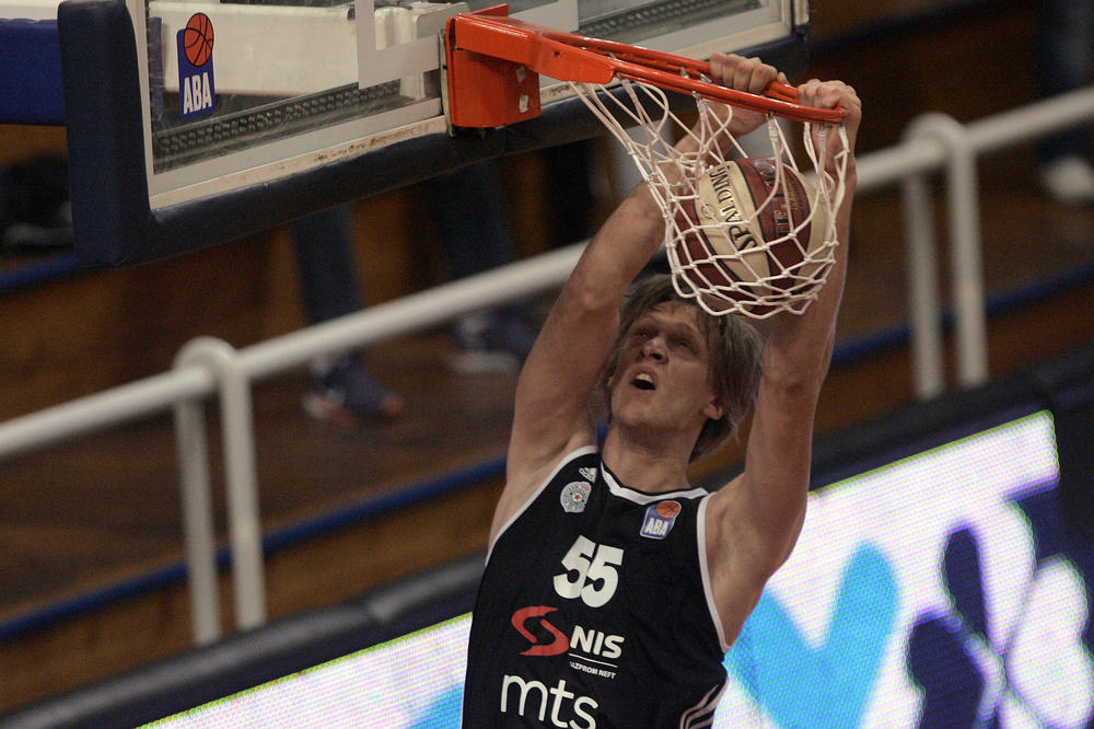 "PARTIZAN ME JE PRECRTAO I ODUŽIO SAM SE!" Uroš Luković iskren o odlasku iz voljenog kluba (FOTO)