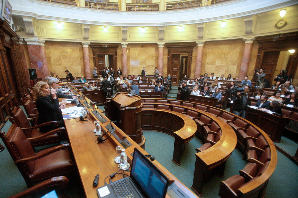 PREDLOG RADIKALA BEZ PODRŠKE! Skupština NIJE izglasala anketni odbor za ubistvo Đinđića! (VIDEO)