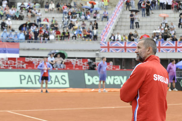OBRADOVIĆ NEZADOVOLJAN STANJEM U SRPSKOM TENISU: U ženskom tenisu je jad i beda, Hamad treba da ode od Novaka!