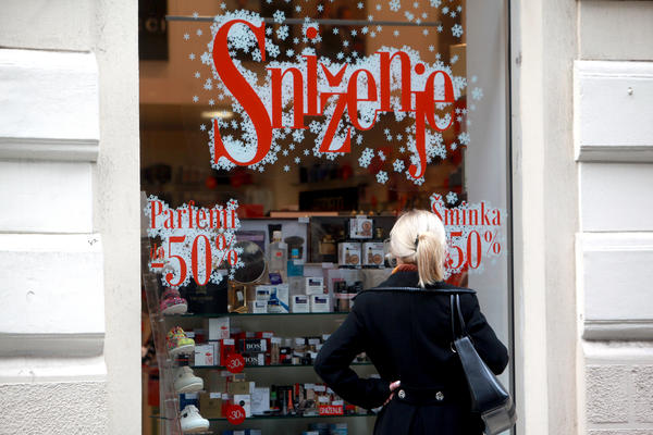 BUDITE OPREZNI PRED PRAZNIKE, VEOMA OPREZNI! Ovih 5 trikova koriste trgovci da od vas izmame poslednji dinar (VIDEO)