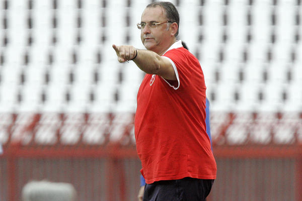 VAGALI SMO, PA SAMI ODLUČITE: Da li Grof treba da ostane u Zvezdi, ili da se okrene i pali! (VIDEO)