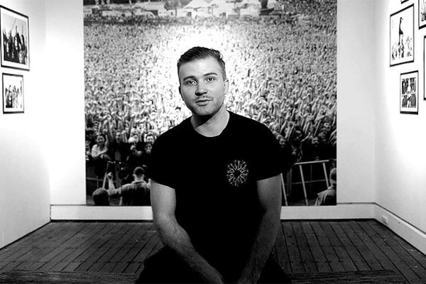 PRIZORI BUDUĆNOSTI - Obišao je 11 muzičkih festivala i zabeležio potpuno NESTVARNE fotke publike u DELIRIJUMU! (FOTO)