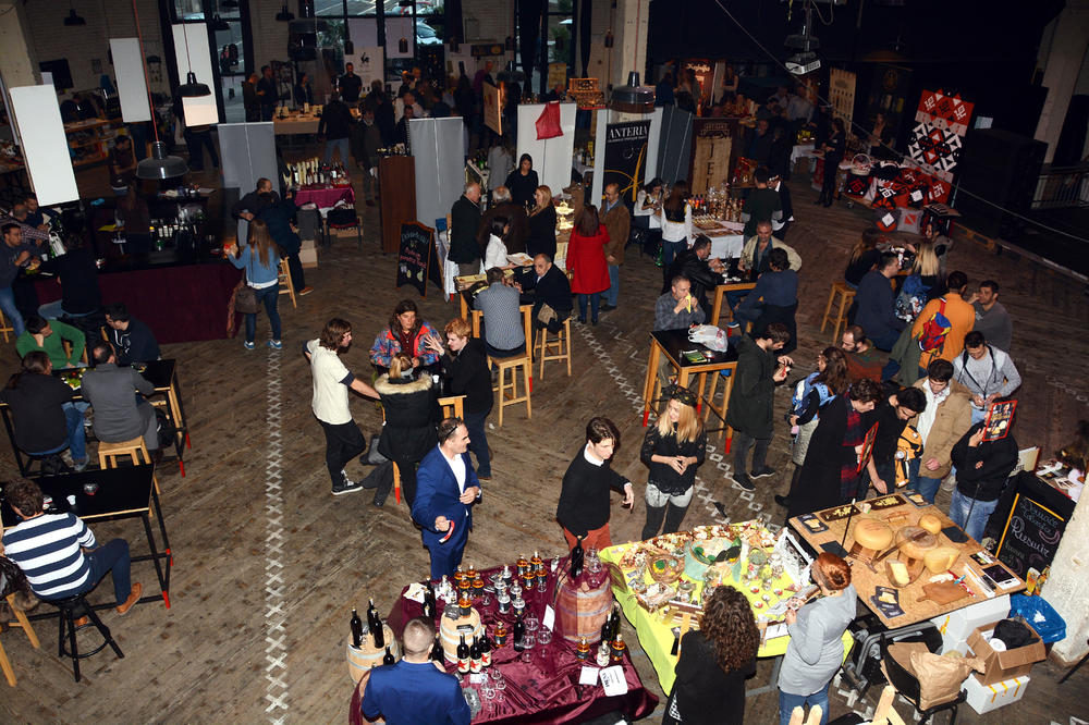 PRAZNIK ZA LJUBITELJE RAKIJE: Održan deseti Rakija fest (FOTO)