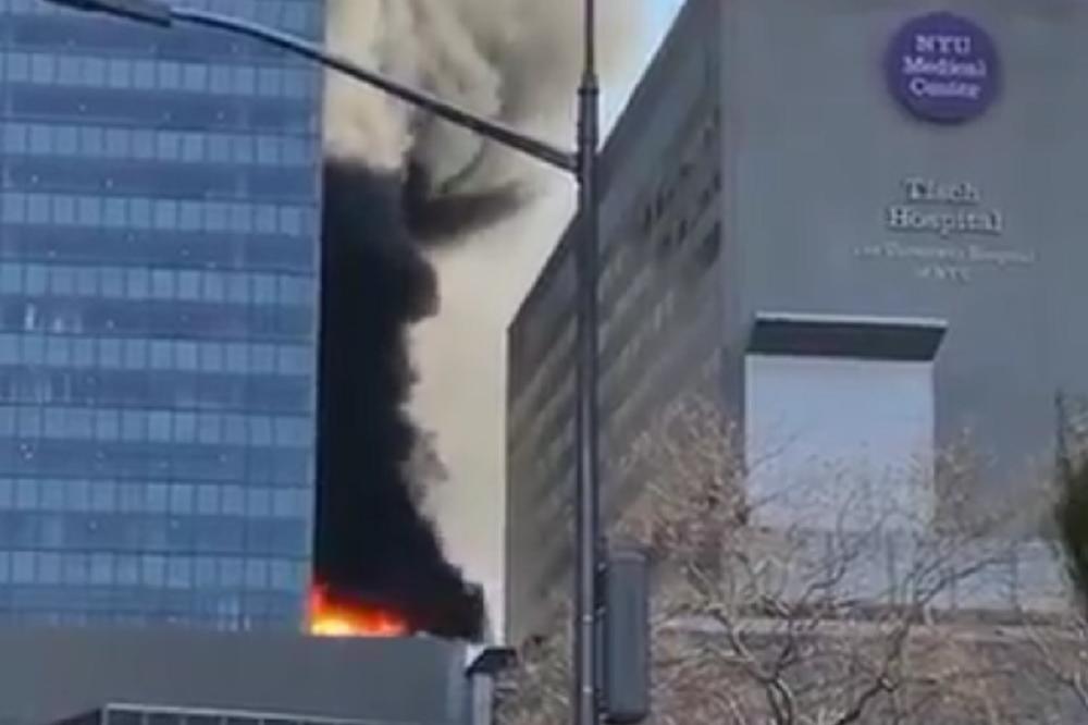 PANIKA U NJUJORKU: Ogroman požar guta zgrade na Menhetnu! (FOTO) (VIDEO)