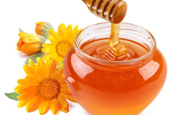 PČELAR STANKO OTKRIVA VAM SVE LEKOVITOSTI MEDA: Bitno je da ih samo pravilno koristite, MNOGI GREŠE