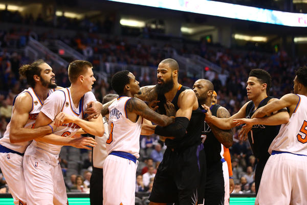 ZAUSTAVITE INTERNET: Dve MEGA ZVEZDE NBA lige psuju na srpskom jeziku! (VIDEO)