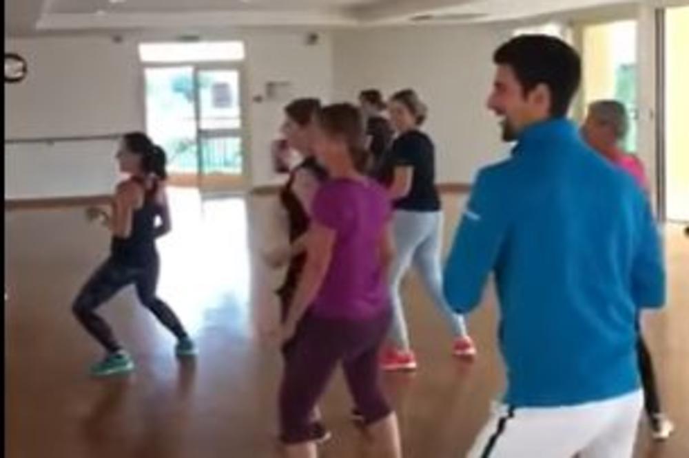 My hips don't lie! Novakov ples će vam naterati suze na oči! (VIDEO)