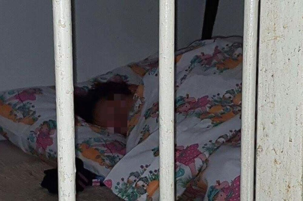 Ovu beskućnicu zna ceo Leskovac, spava u hodnicima, jako je bolesna, A NIKO NE REAGUJE!