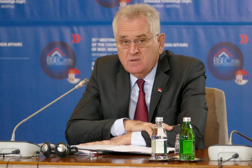 Nikolić nije dobio pismo o razmeni teritorija Srbije za Kosovo!