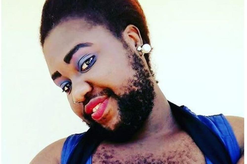 DLAKAVA LEPOTICA: Ne sviđa vam se kako izgleda? E, pa čekajte da vidite njeno telo! (FOTO)