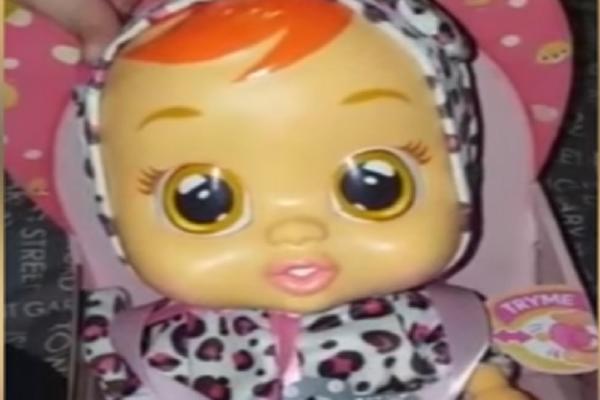 Roditelji šokirani: Lutka za decu zvuči kao da ima žestok seks! (VIDEO)