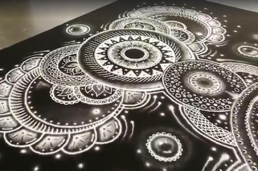 Sve za 25 sati: Najsitnije tačkice za najveću umetnost! (VIDEO)