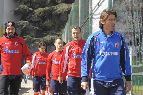 Ko je ovo mogao da pretpostavi?! Bivši igrač Zvezde dobija NEOČEKIVANU ponudu?! (VIDEO)