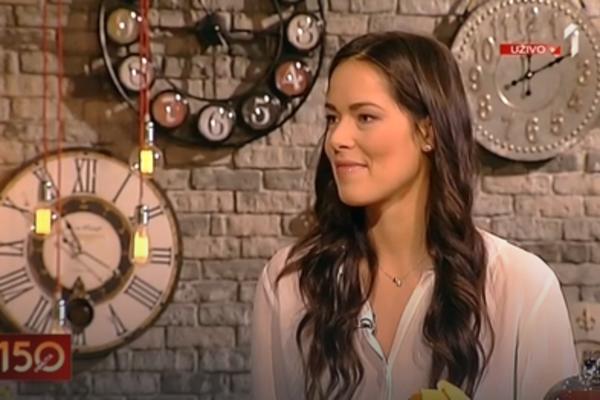 KROZ SUZE I BOL: Ana Ivanović po prvi put o Bastijanu, usamljenosti, porodici i bebi!