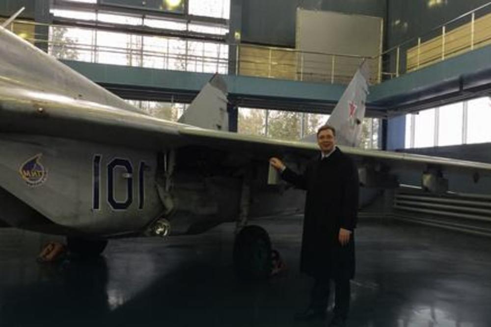 VUČIĆ O RUSKOM NAORUŽANJU KOJE JE SRBIJA DOBILA: Samo što im nuklearke nismo tražili!