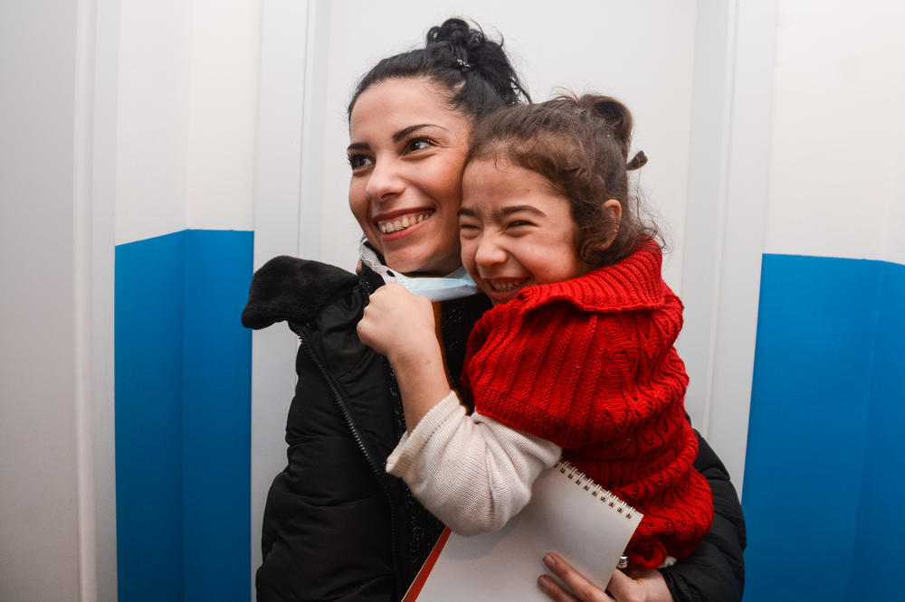 Sadaf (8) je bežeći od rata u Avganistanu doživela nešto zbog čega VIŠE NE GOVORI! (FOTO)