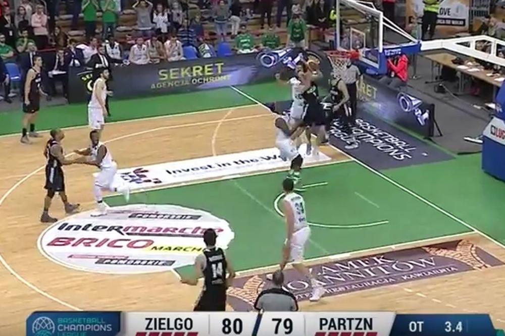 Ne morate ni da pogađate ko je izveo najbolji potez večeri u FIBA Ligi šampiona! (FOTO)