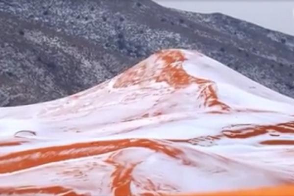 Posle 40 godina peščane dine Sahare prekrio je sneg! (VIDEO)