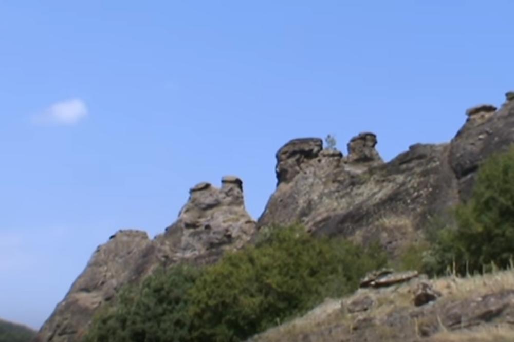 OVO MESTO U SRBIJI JE DVOJNIK ĐAVOLJE VAROŠI! Ovde Srbi leče neplodnost! (VIDEO)