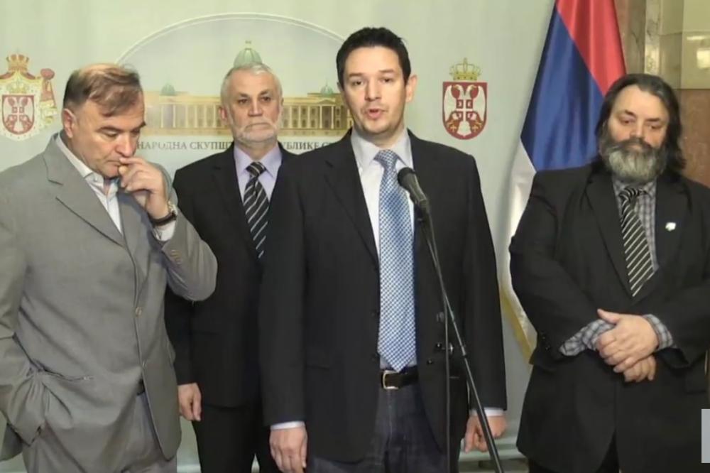 RADIKALI PORUČILI: Ko ne glasa za odbor o Đinđićevom ubistvu, nek više ne pominje njegovo ime! (VIDEO)