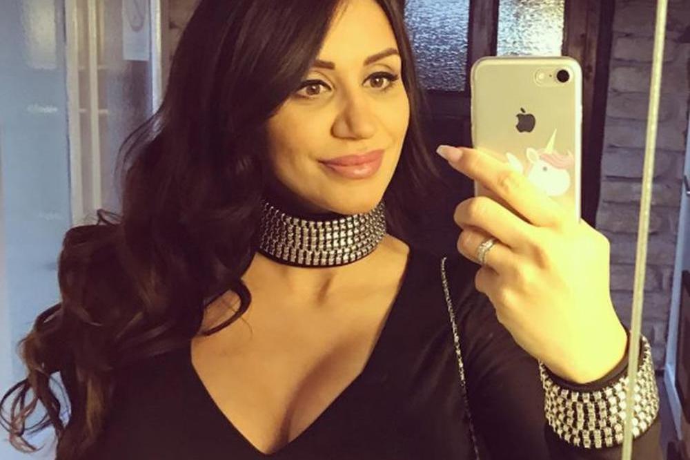 KAD SE MUŠKARČINA RAZNEŽI Najslađa dremka je u tatinom naručju: Daria uslikala sina i muža u trenutku za koji svaka mama živi!