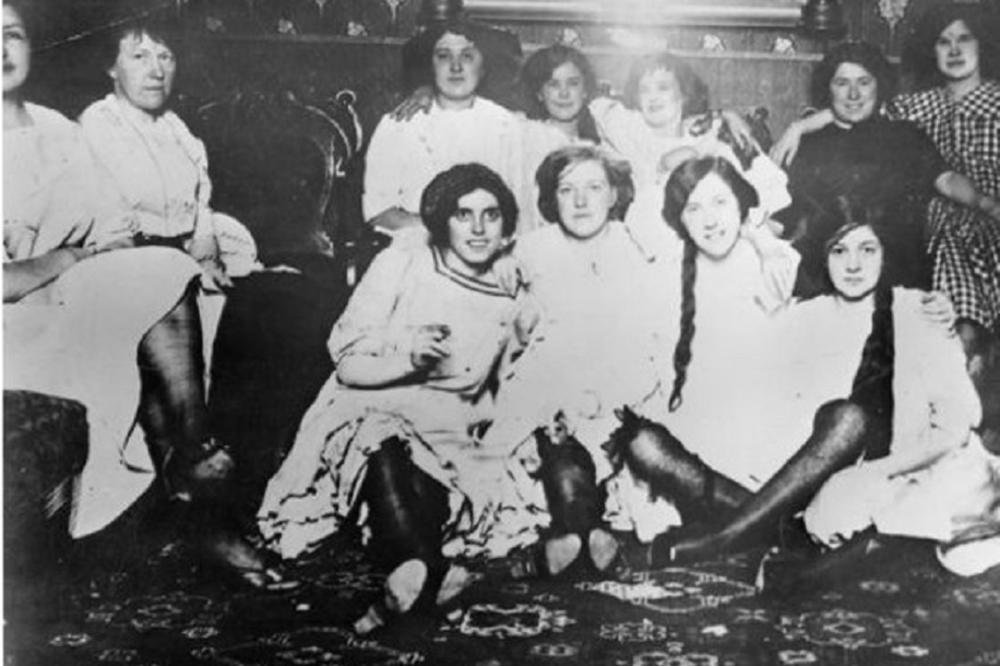 Ovako su izgledale beogradske prostitutke pre 100 godina! (FOTO)