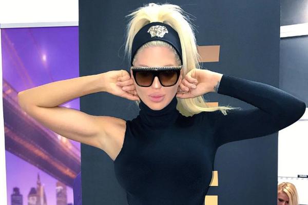 ISPALA JOJ BRADŽA: JK nije ni provalila da joj se sve vidi, a onda je usledio šok! (FOTO)