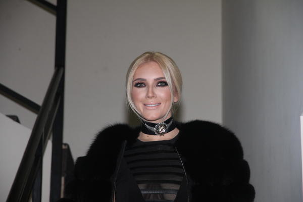 Sa šminkom je LEPOTICA, ali bez nje....ovako Nikolina Kovač IZGLEDA STVARNO! (FOTO)