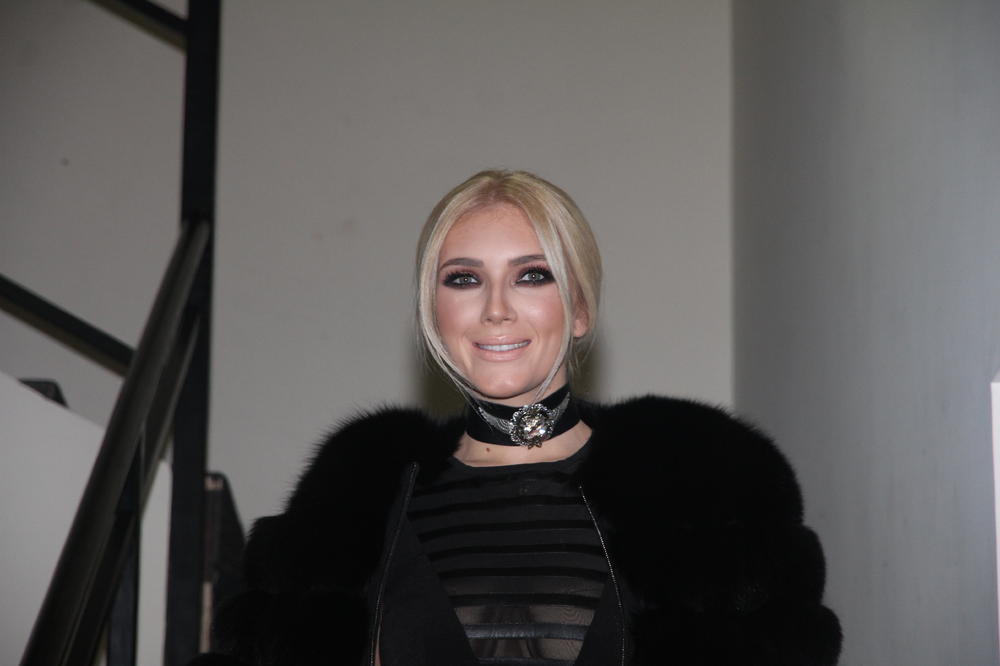 Sa šminkom je LEPOTICA, ali bez nje....ovako Nikolina Kovač IZGLEDA STVARNO! (FOTO)