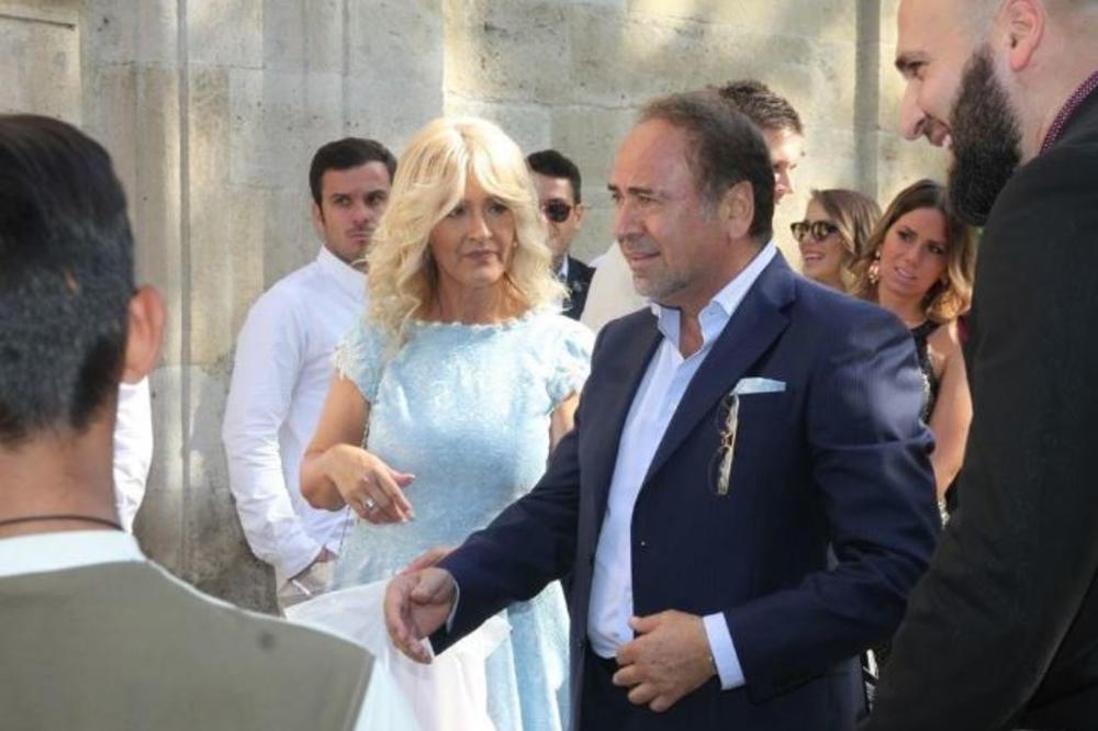 PORODIČNI PORTRET PORODICE ROKVIĆ TERA SUZE NA OČI: Bili su skladna i srećna porodica, TUGA SADA ZAVLADALA! (FOTO)